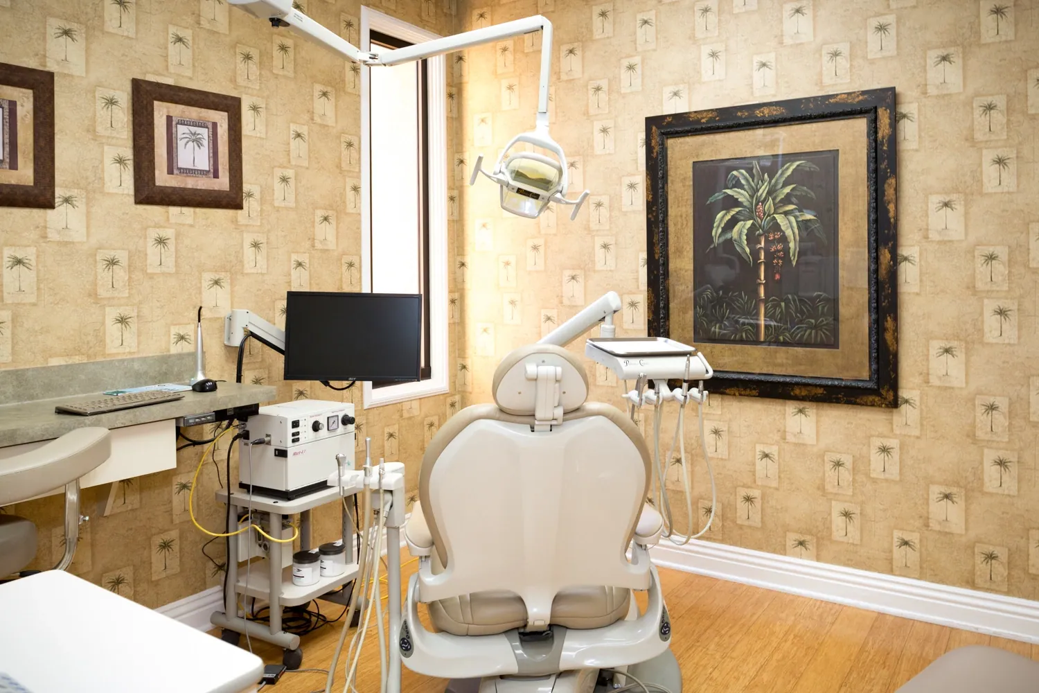 Dr. Lakani Dental Care gallery photo 8
